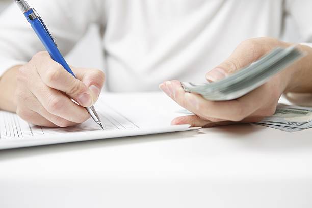 How Buy Now Pay Later Quietly Changes Your Budget and Credit